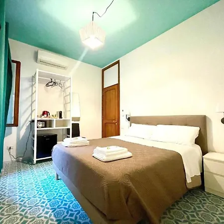 Hello Bed & Breakfast Salerno